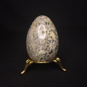 Каменное яйцо из Яшмы
