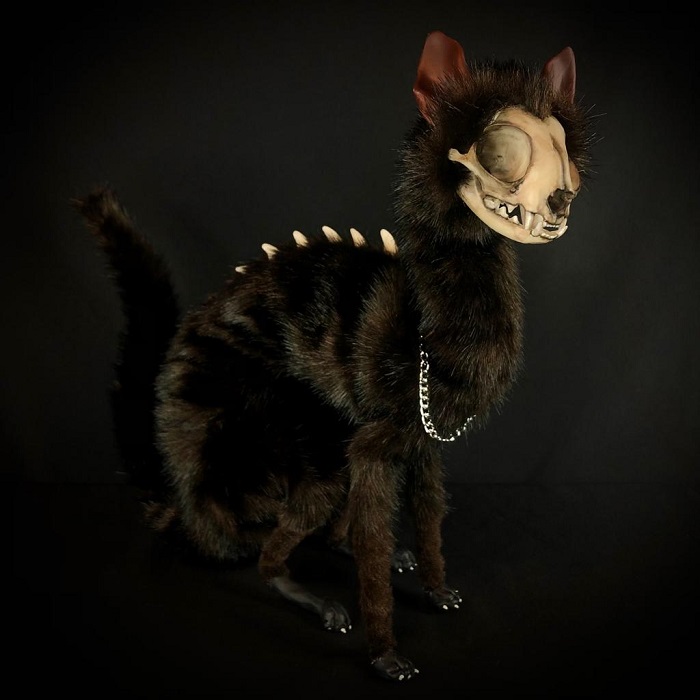 Магический помощник Черная кошка Демоница (с подселением)