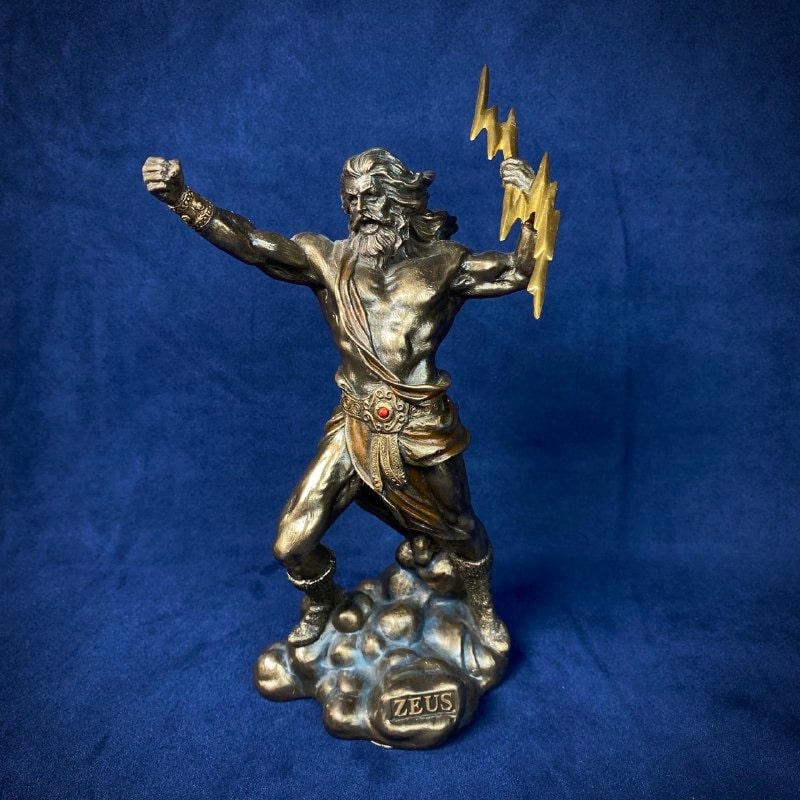 Фигура “Зевс-Громовержец”
