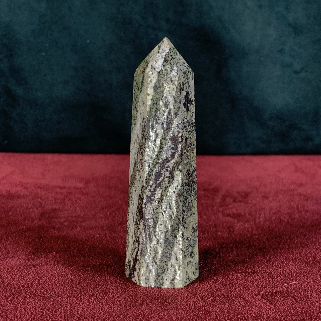 Колдовской кристалл “Змеевик”